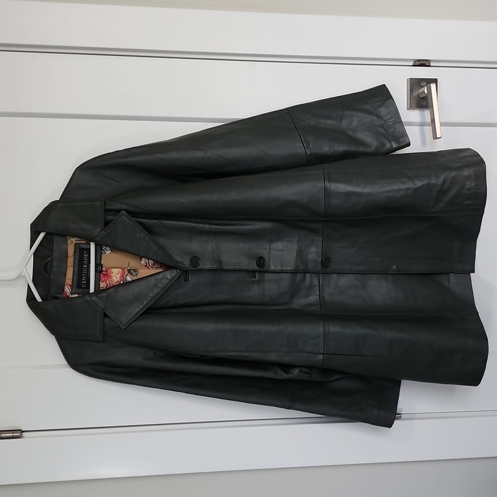 CENTIGRADE GENUINE LEATHER COAT SIZE LARGE